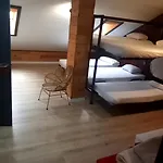 Amelia By Gaiarooms *