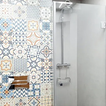 Erasmus By Gaiarooms Hostel *