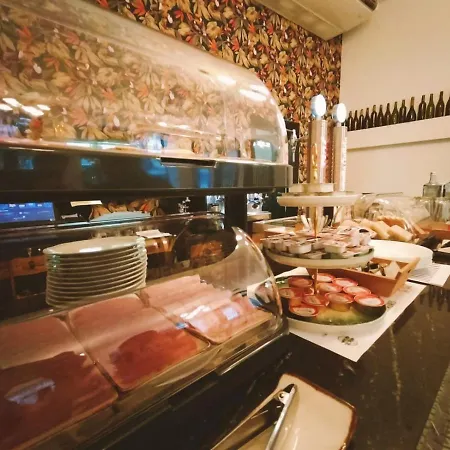 Ostello Amelia By Gaiarooms *