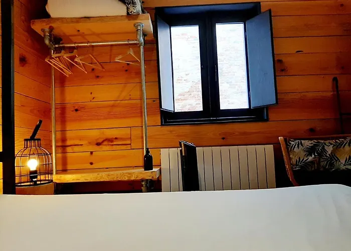 Amelia By Gaiarooms Vandrarhem *