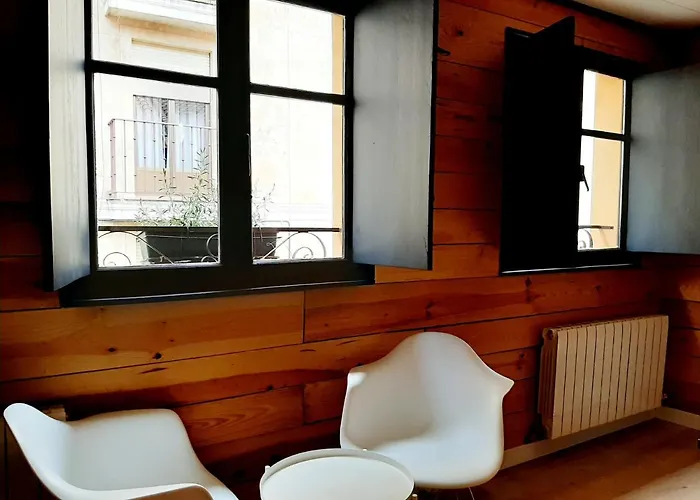 Hostal Amelia By Gaiarooms *