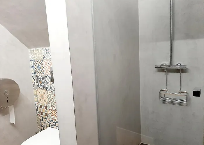 Amelia By Gaiarooms אכסניה