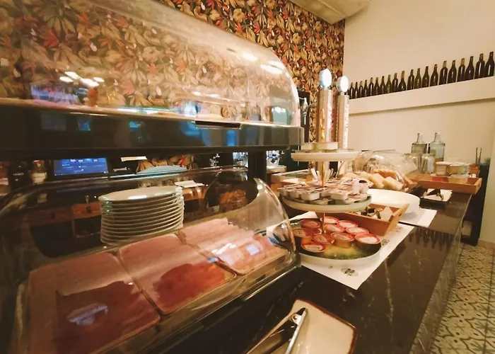 Hostal Amelia By Gaiarooms *